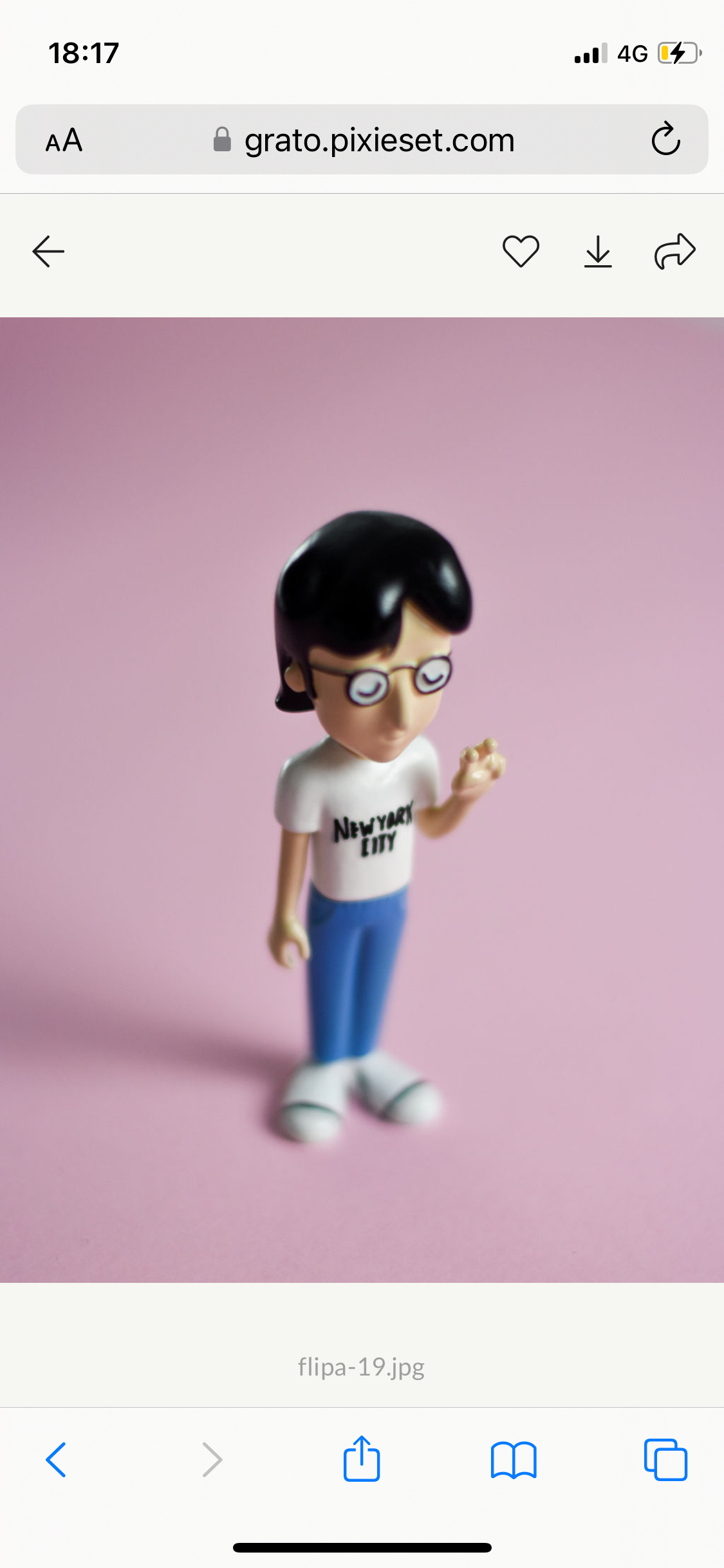 Lennon Figurita